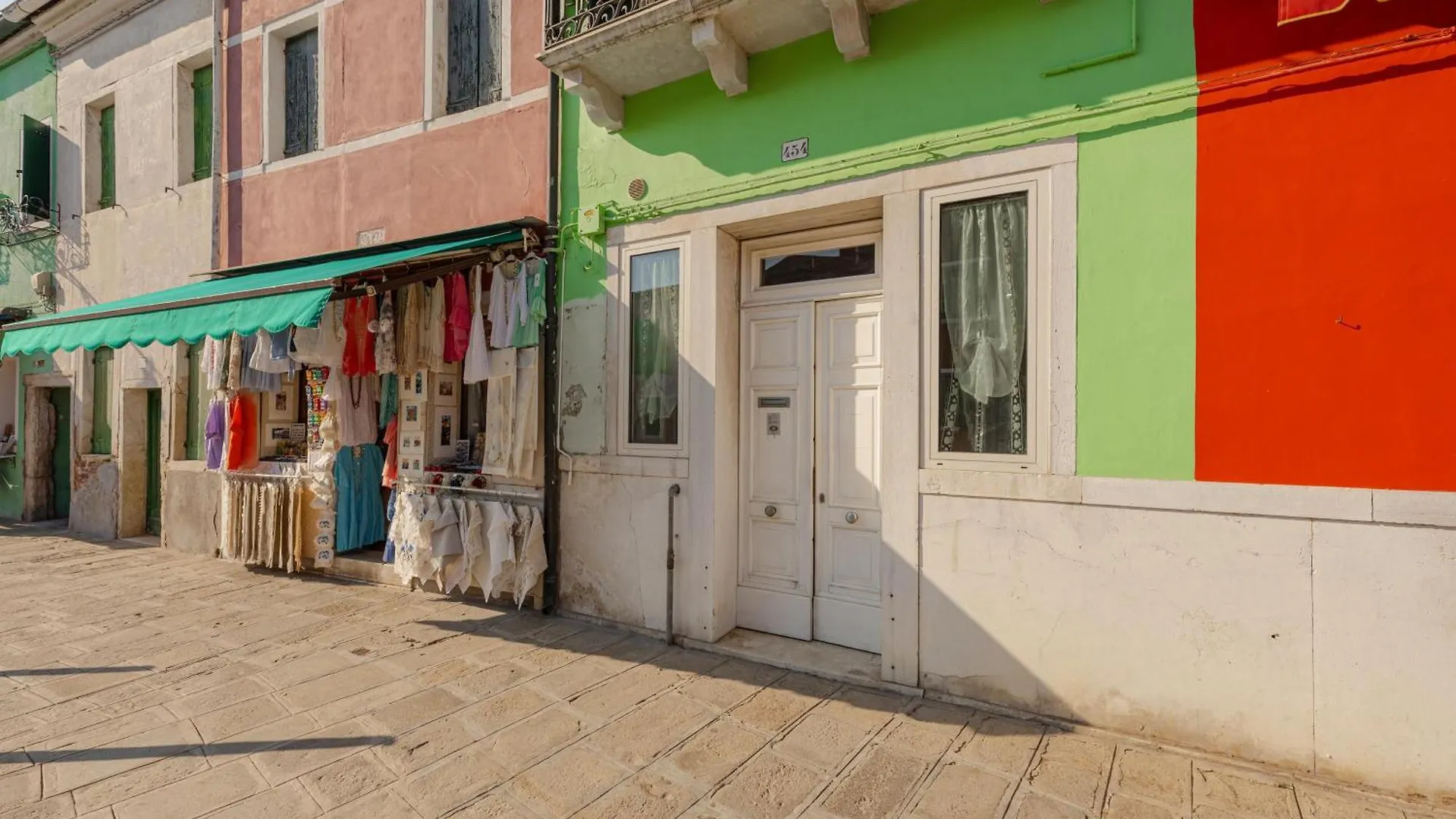 Apartment Luxury Burano Penthouse With Lagoon View Terrace