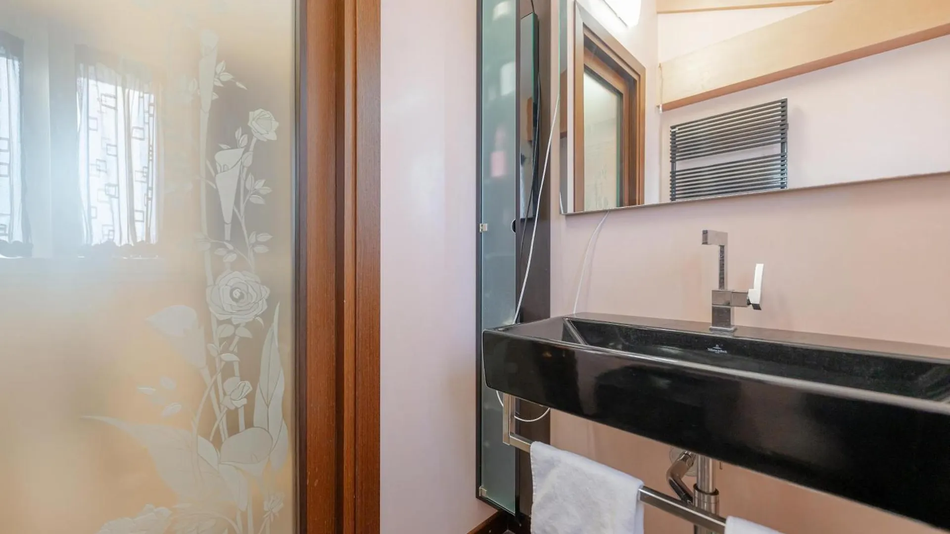 Luxury Burano Penthouse With Lagoon View Terrace Apartmán