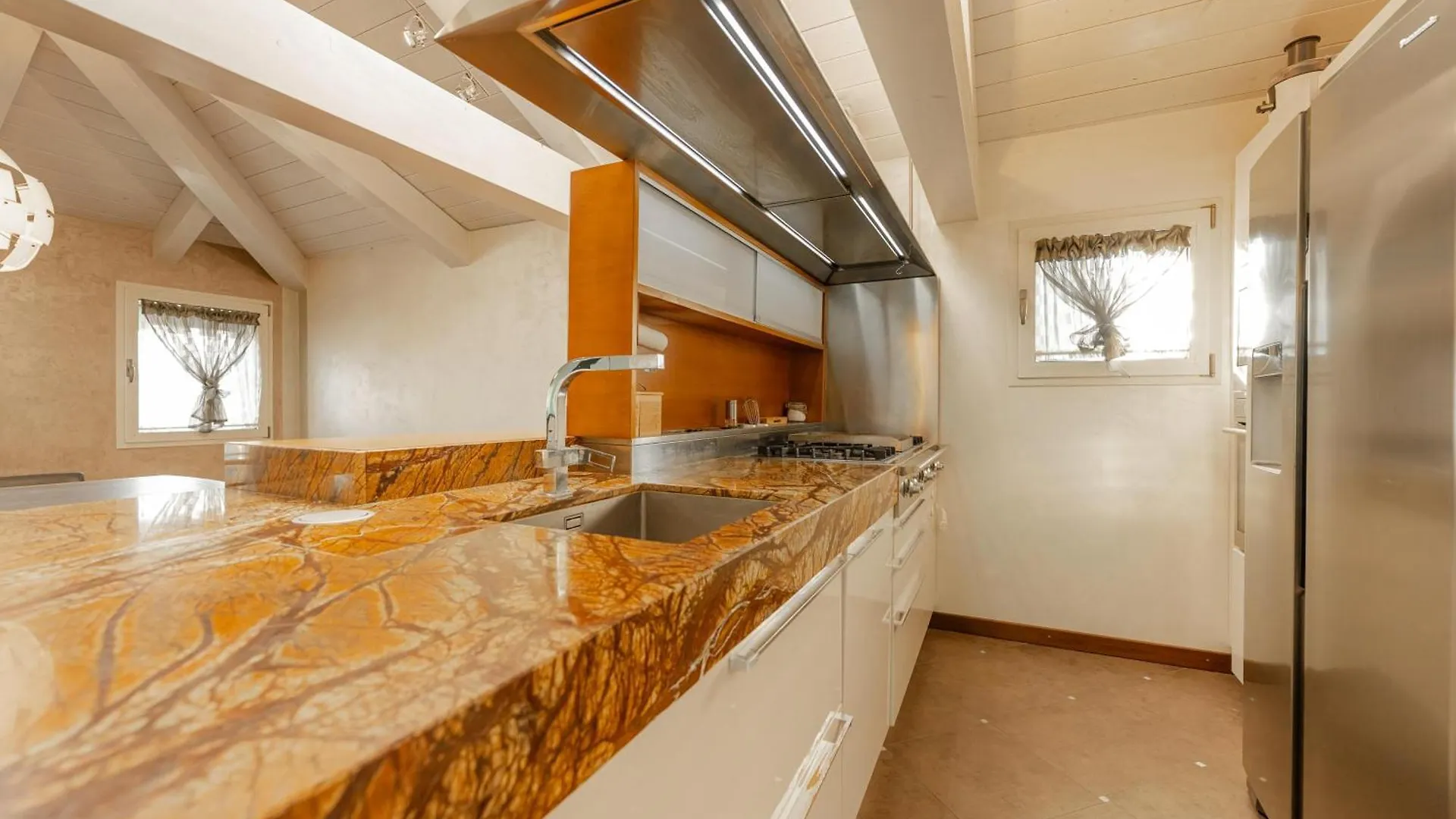 Luxury Burano Penthouse With Lagoon View Terrace 0*,